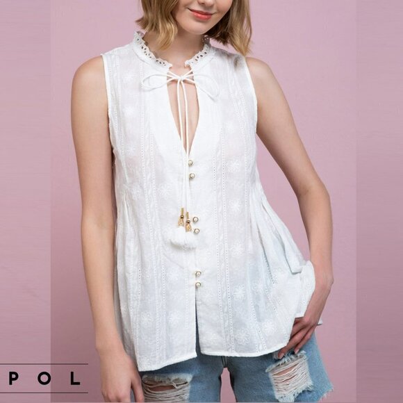 POL Women's Femme Embroidered Eyelet Trim V-neck with Tassel Ties Blouse Tunic - Picture 2 of 12